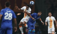 爱游戏网页版-创纪录的欧冠比赛，球队士气大振