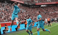 包含霍芬海姆新援表现抢眼，成为球队新的希望的词条