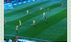 丹麦女足球员表现出色，助球队晋级到下一轮的简单介绍