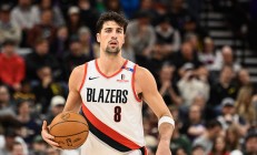 包含掘金逆转开拓者，稳居西部前三的词条