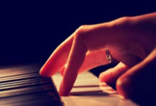 加拿大力量绽放：王曼丽斯闪耀体操女子全能赛场，银牌荣耀铸就新传奇