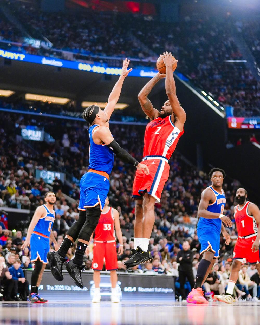 关于快船队遭受连败困扰，球迷呼吁更多支持的信息