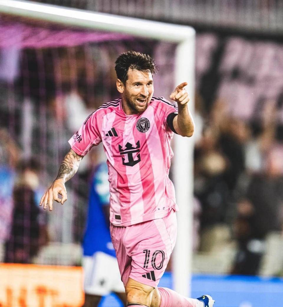 关于梅西建功巴黎擒下拜仁,豪取三分的信息 关于梅西建功巴黎擒下拜仁,豪取三分的信息