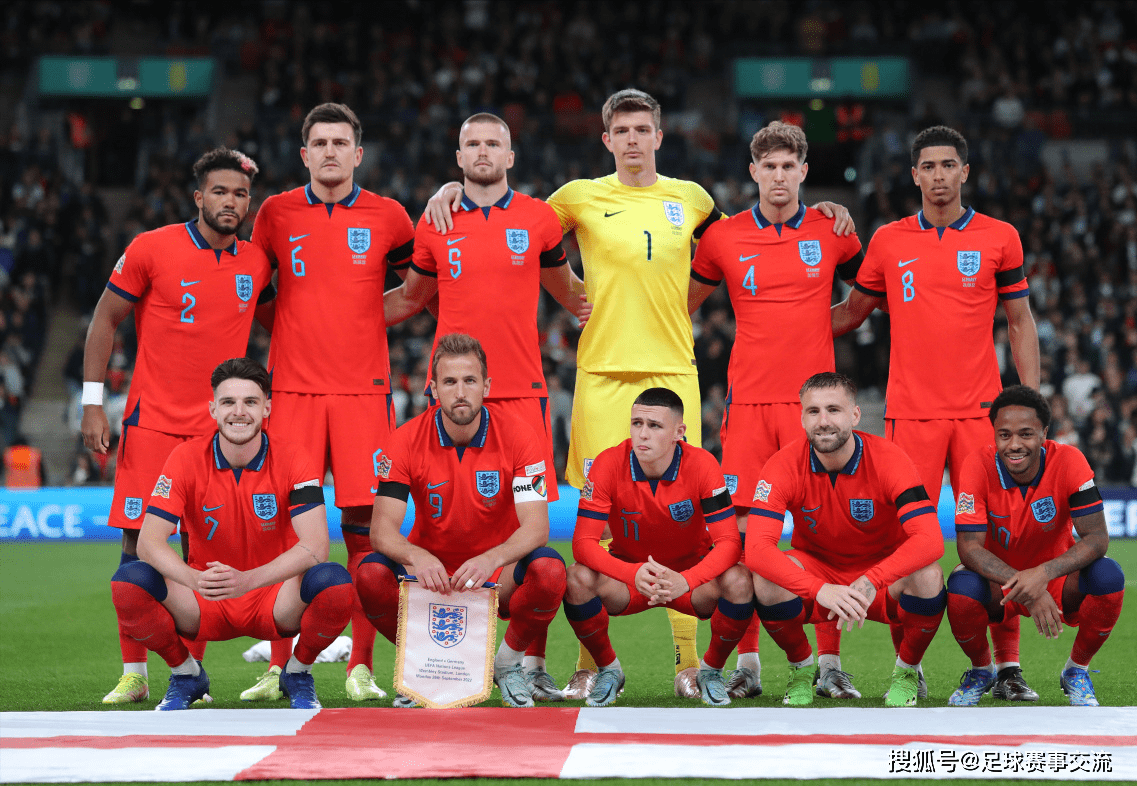 包含英格兰实力雄厚，积分榜居首不容小觑的词条