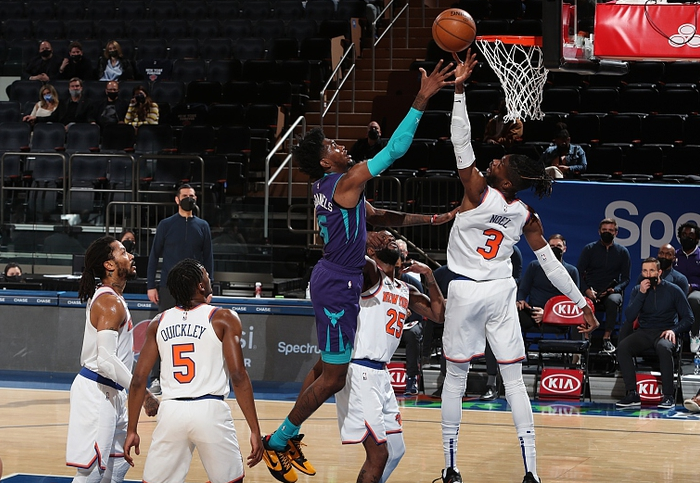 網隊主场擊敗黃蜂，豪取五連勝