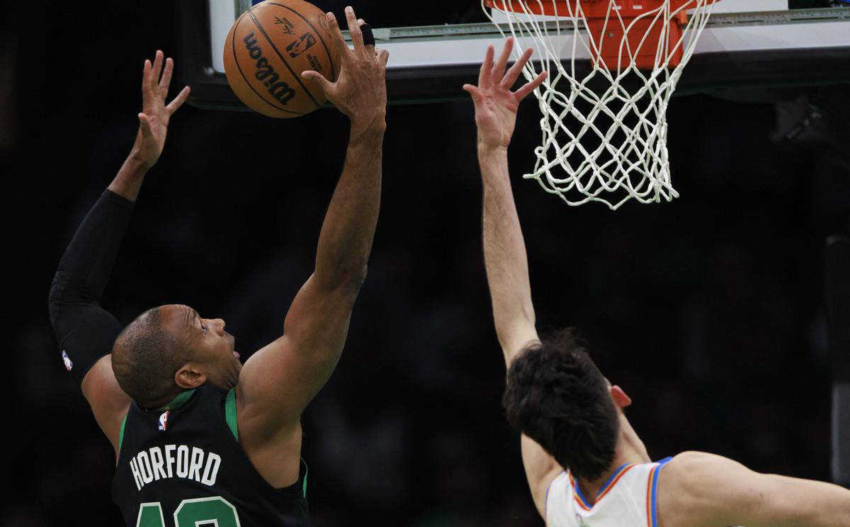 关于凯尔特人主场告捷，士气飙升的信息