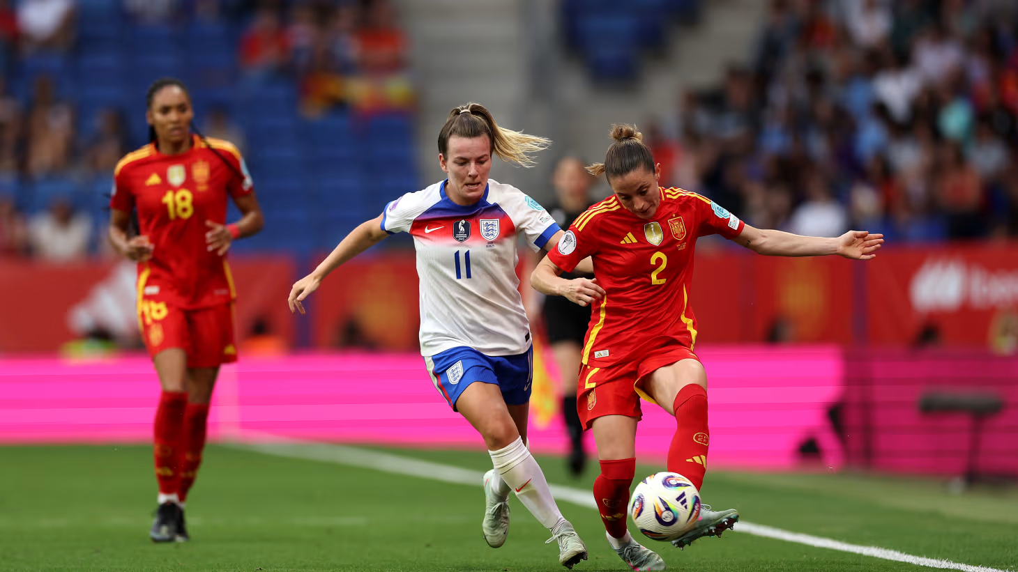 西班牙淘汰伊朗，晋级巴塞尔决赛