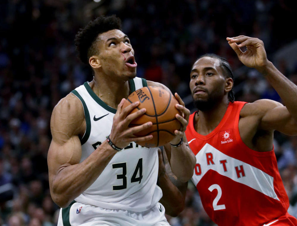 步行者球员杨获得最佳防守球员