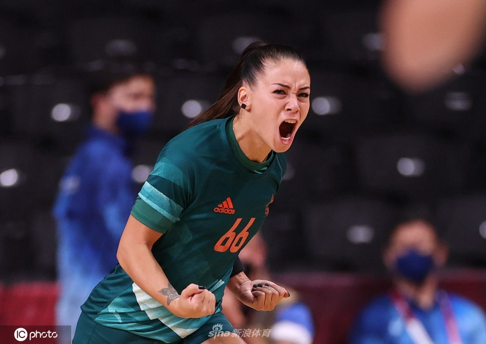 匈牙利女选手突破，出席女子手球决赛