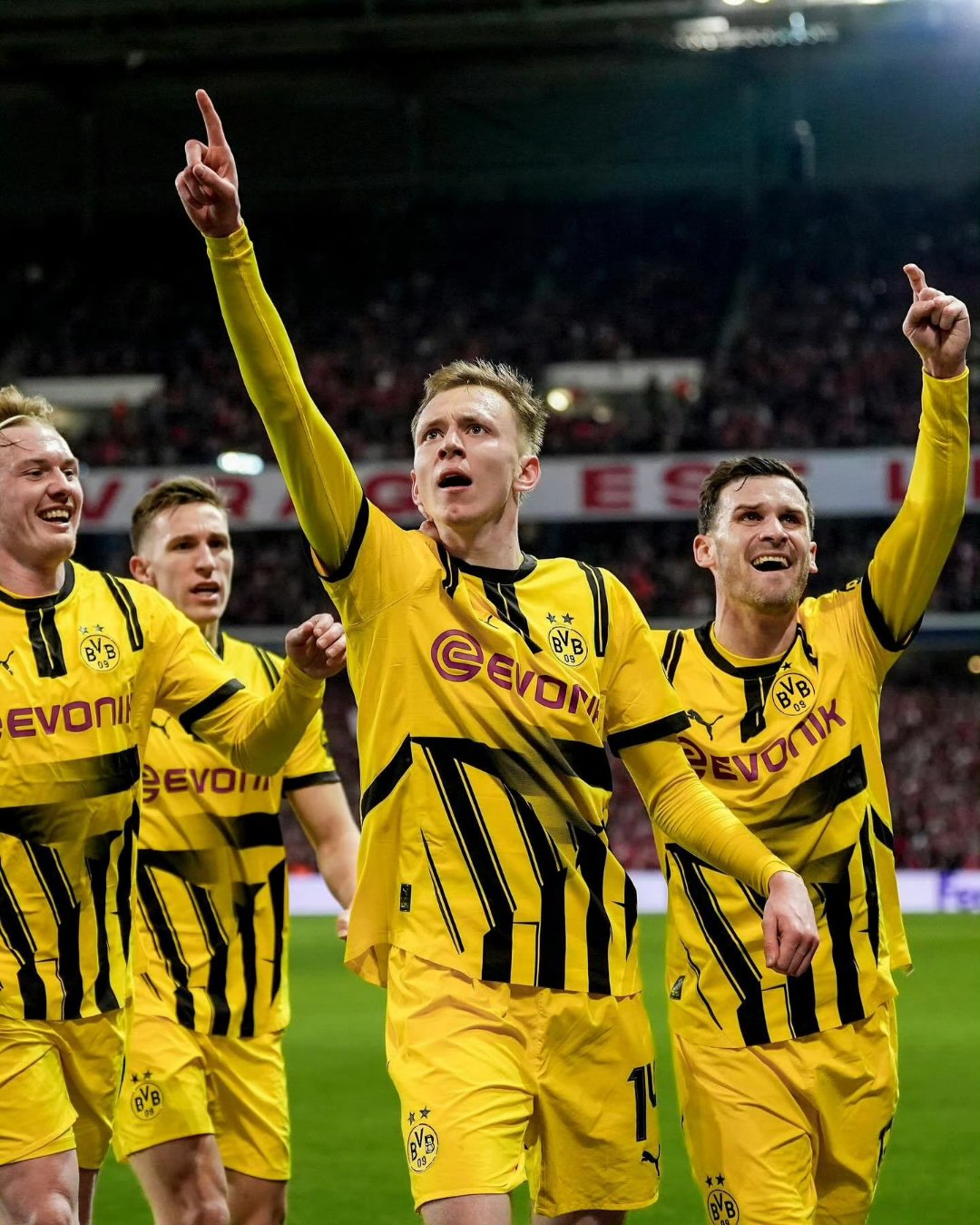 关于沃尔夫斯堡客场取胜多特蒙德，实现意外胜利的信息